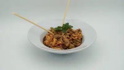 Tavuklu Noodle
